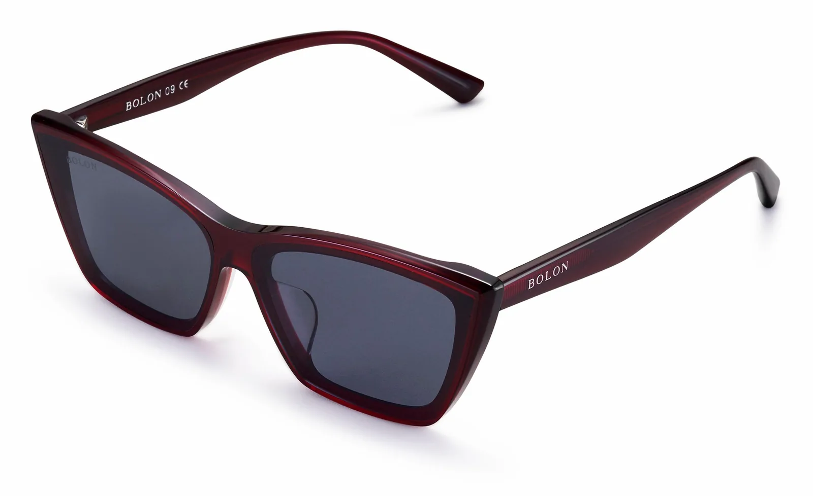 แว่นกันแดด BOLON BL3127 Tribeca สี C35 มุมเฉียง 45 องศา