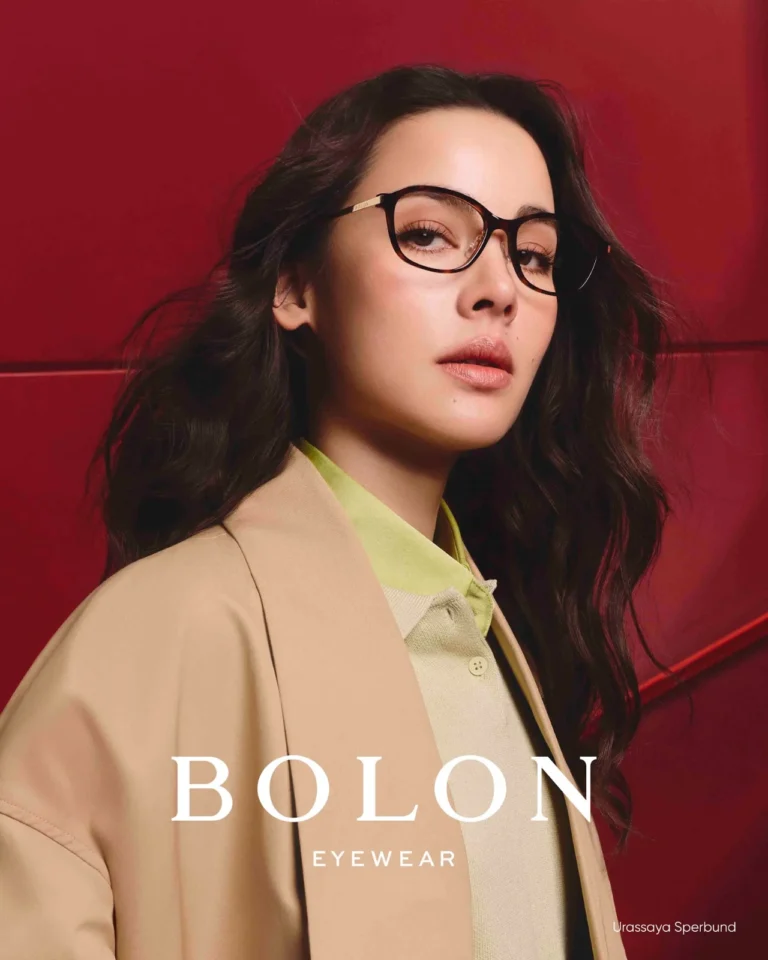 ญาญ่า อุรัสยา สวมแว่นสายตา BOLON BJ5233 สี B20 จากคอลเลกชัน Fall/Winter 2026