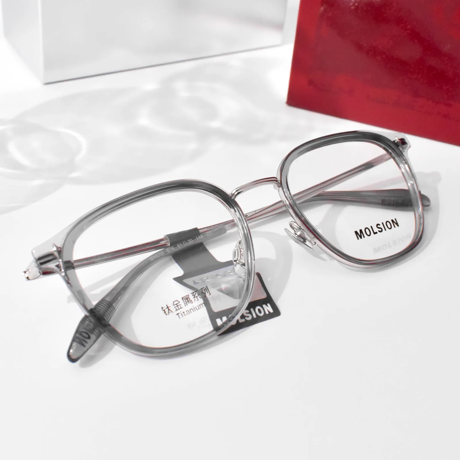 แว่นสายตา MOLSION MA6055 สี Transparent Grey (B16) มุมเฉียง