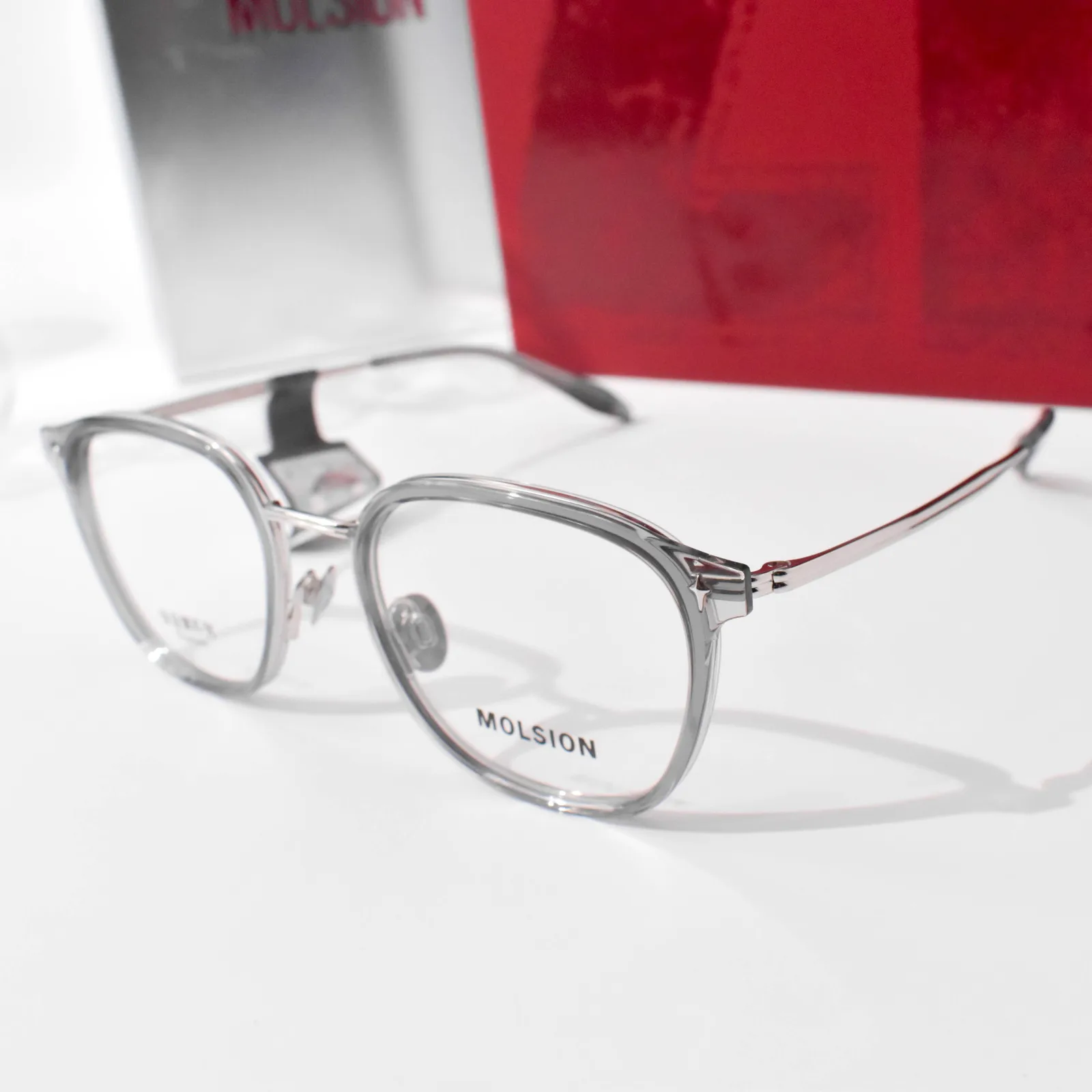 แว่นสายตา MOLSION MA6055 สี Transparent Grey (B16) มุมเฉียง
