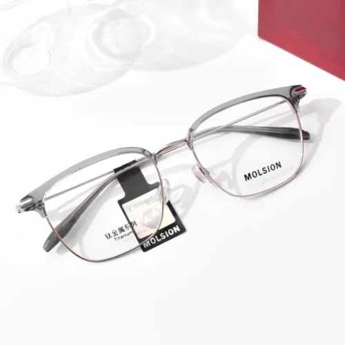 แว่นสายตา MOLSION MA6086 สี Moonlight Silver/Transparent Grey (B16) มุมเฉียง