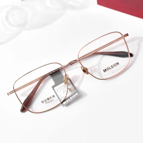 แว่นสายตา MOLSION MA7029 สี Rose Gold (B30) มุมเฉียง