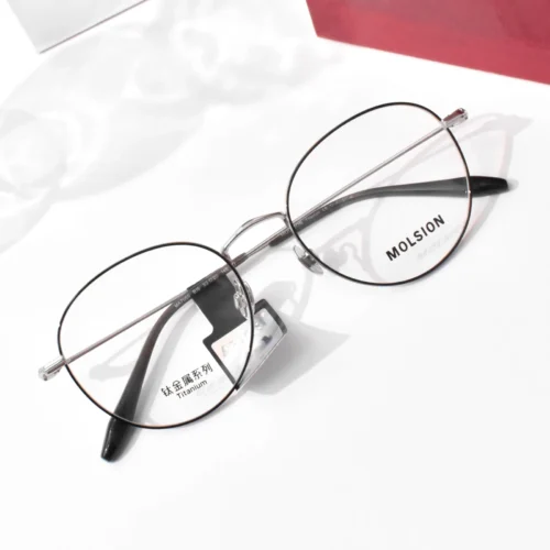 แว่นสายตา MOLSION MA7060 สี Moonlight Silver/Shiny Black (B15) มุมเฉียง