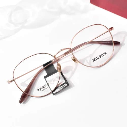 แว่นสายตา MOLSION MA7060 สี Rose Gold (B30) มุมเฉียง