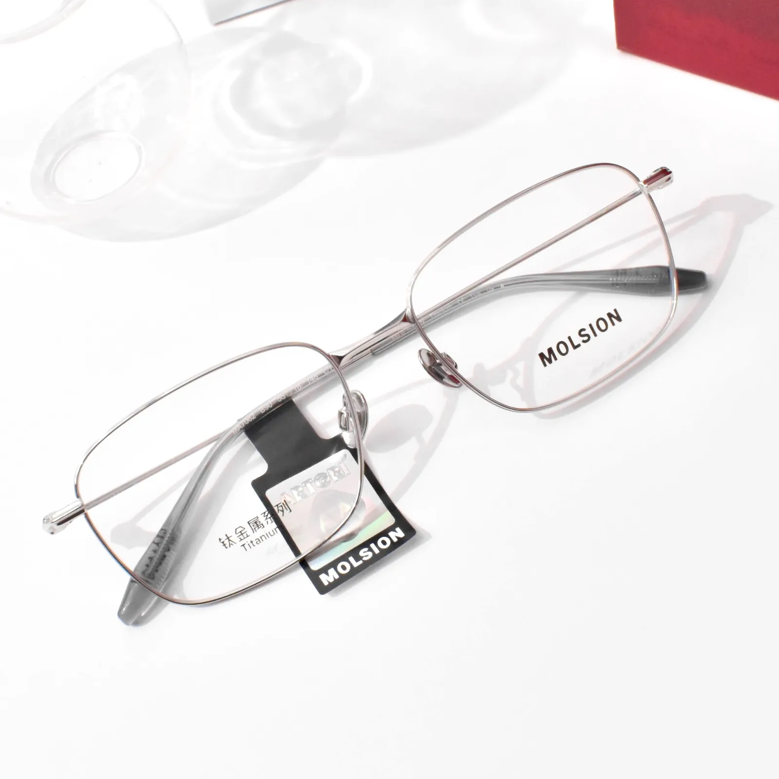 แว่นสายตา MOLSION MA7062 สี Moonlight Silver (B90) มุมเฉียง