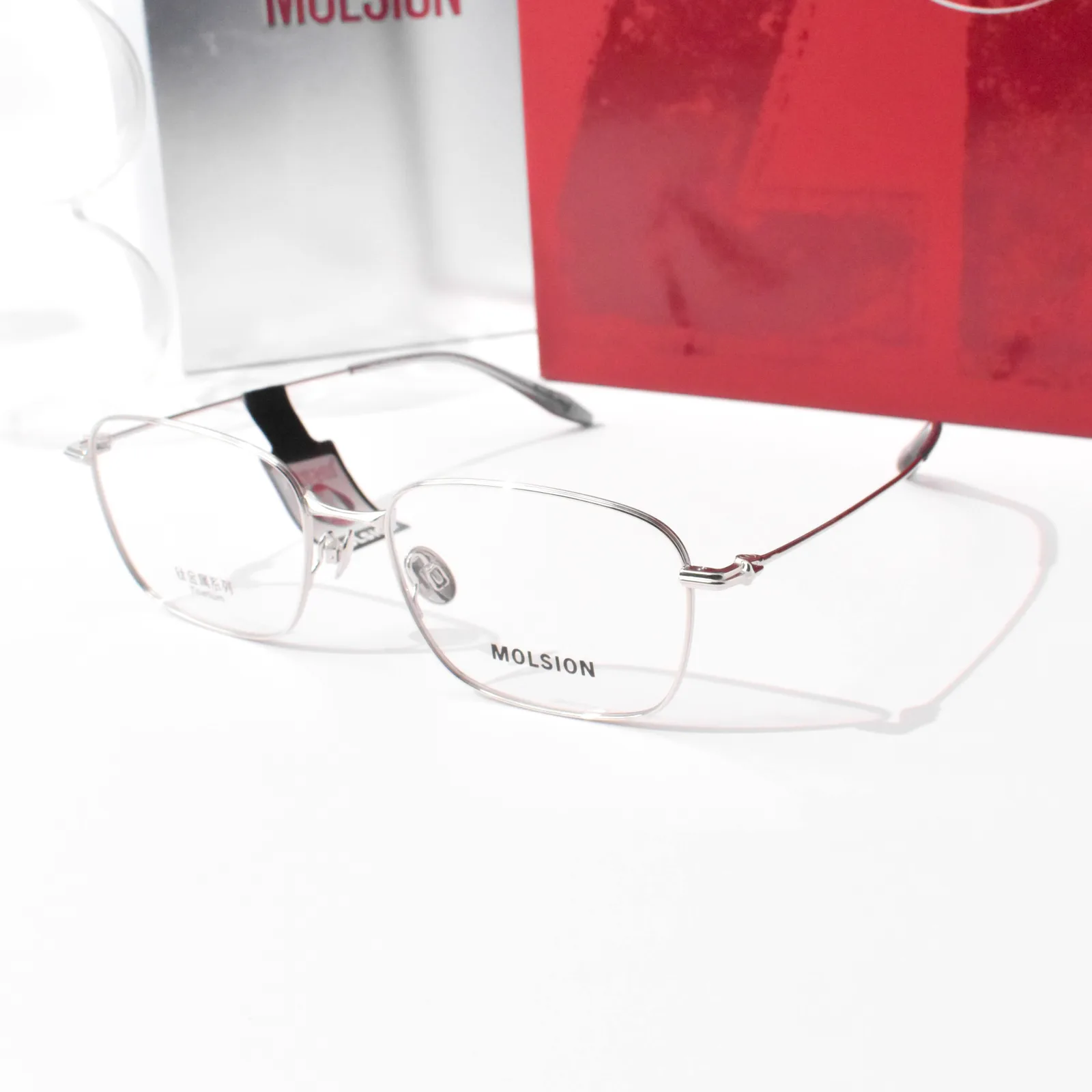 แว่นสายตา MOLSION MA7062 สี Moonlight Silver (B90) มุมเฉียง