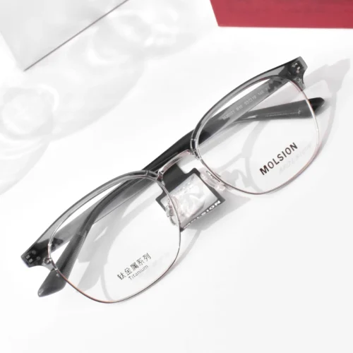 แว่นสายตา MOLSION MJ6321 สี Moonlight Silver/Transparent Grey (B16) มุมเฉียง