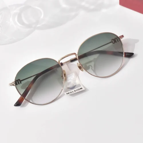 แว่นกันแดด MOLSION MM7008 สี Gold/Green Gradient (A68)