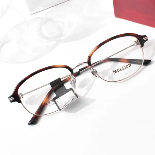 แว่นสายตา MOLSION MO6010 สี Moonlight Silver/Tortoiseshell (B20) มุมเฉียง