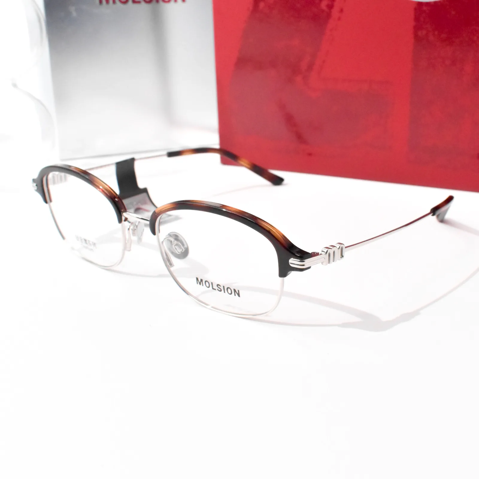 แว่นสายตา MOLSION MO6010 สี Moonlight Silver/Tortoiseshell (B20) มุมหน้าตรง