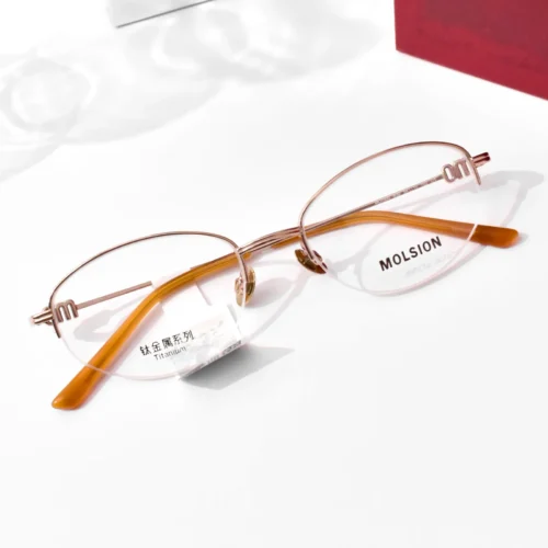 แว่นสายตา MOLSION MO7000 สี Rose Gold (B30) มุมเฉียง