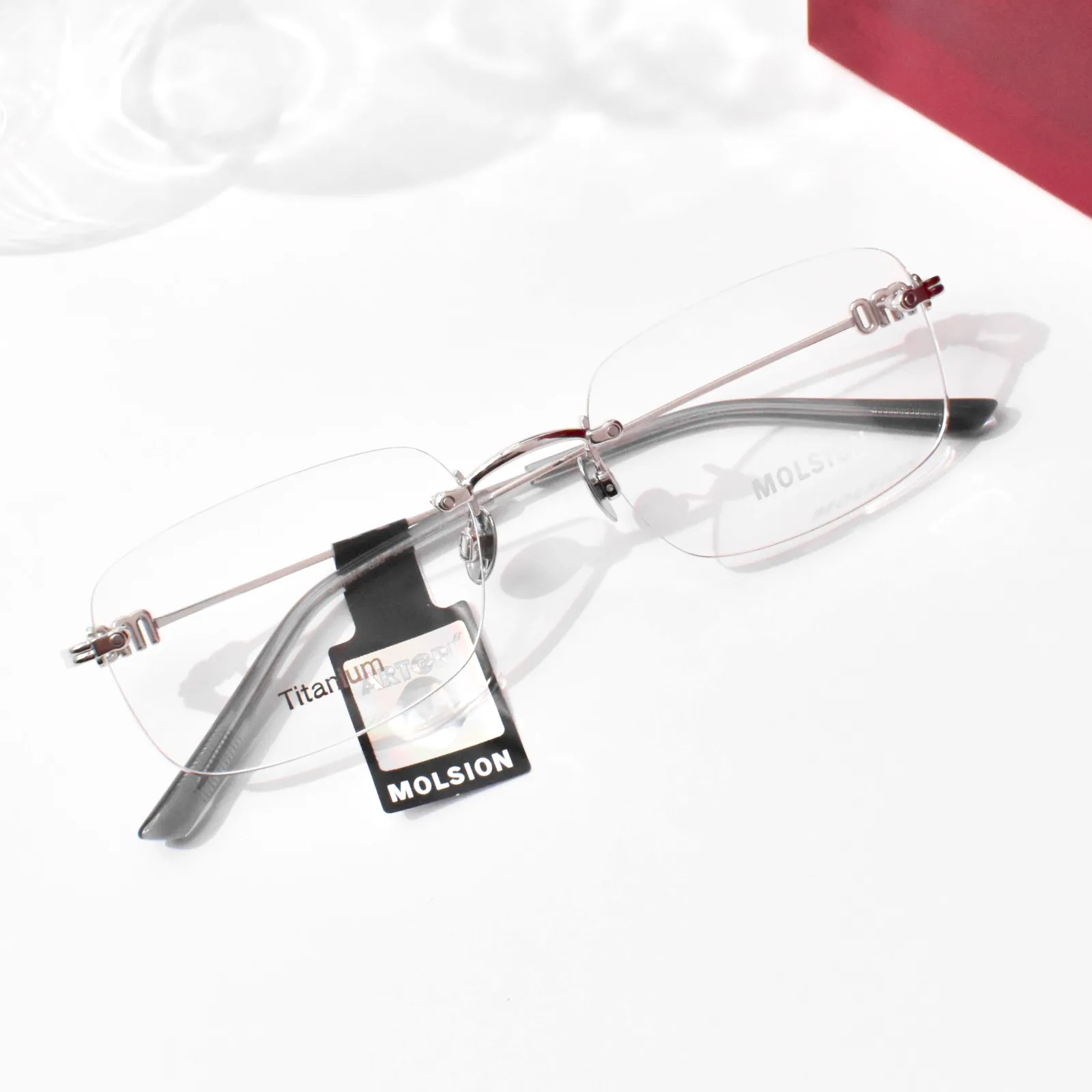 แว่นสายตา MOLSION MO7007 สี Moonlight Silver (B90) มุมเฉียง