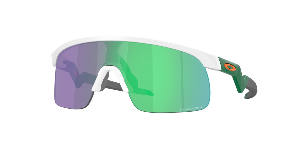 แว่นกันแดด OAKLEY OJ9010 สี Matte White / Prizm Jade (901033) ที่ร้านแว่น GIFTGREATS