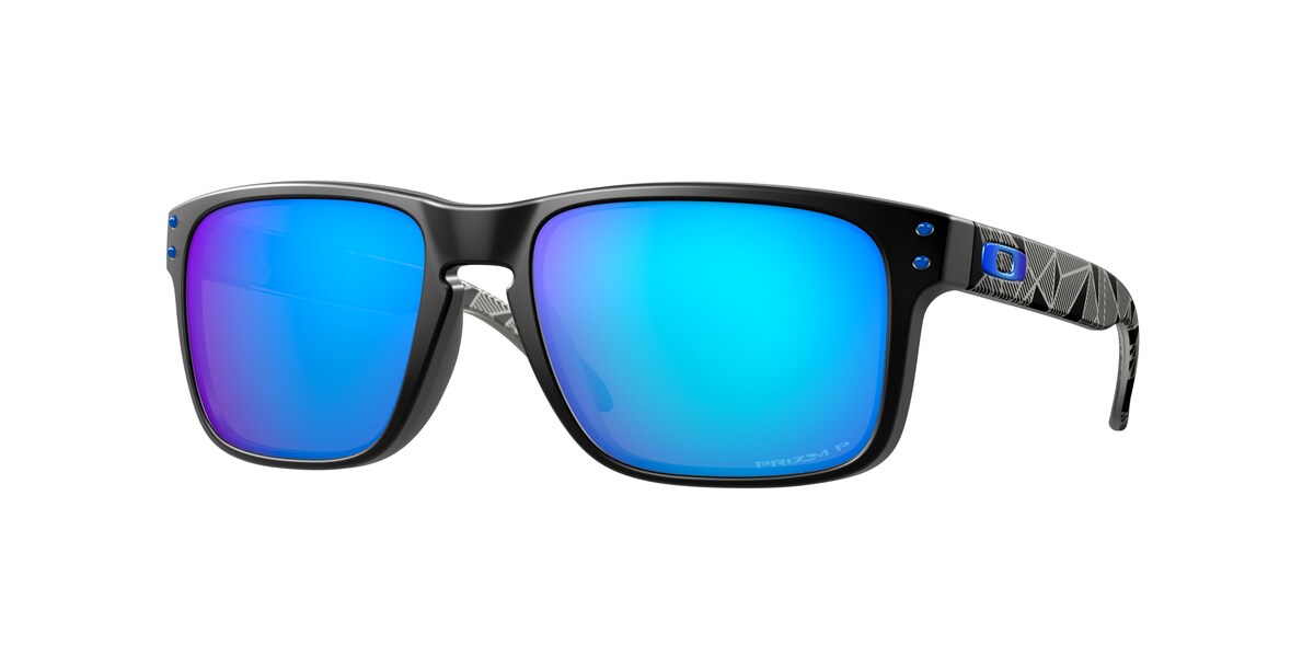 แว่นกันแดด OAKLEY OO9102 สี Matte Black Prizmatic / Prizm Sapphire Polarized (9102H0) ที่ร้านแว่น GIFTGREATS