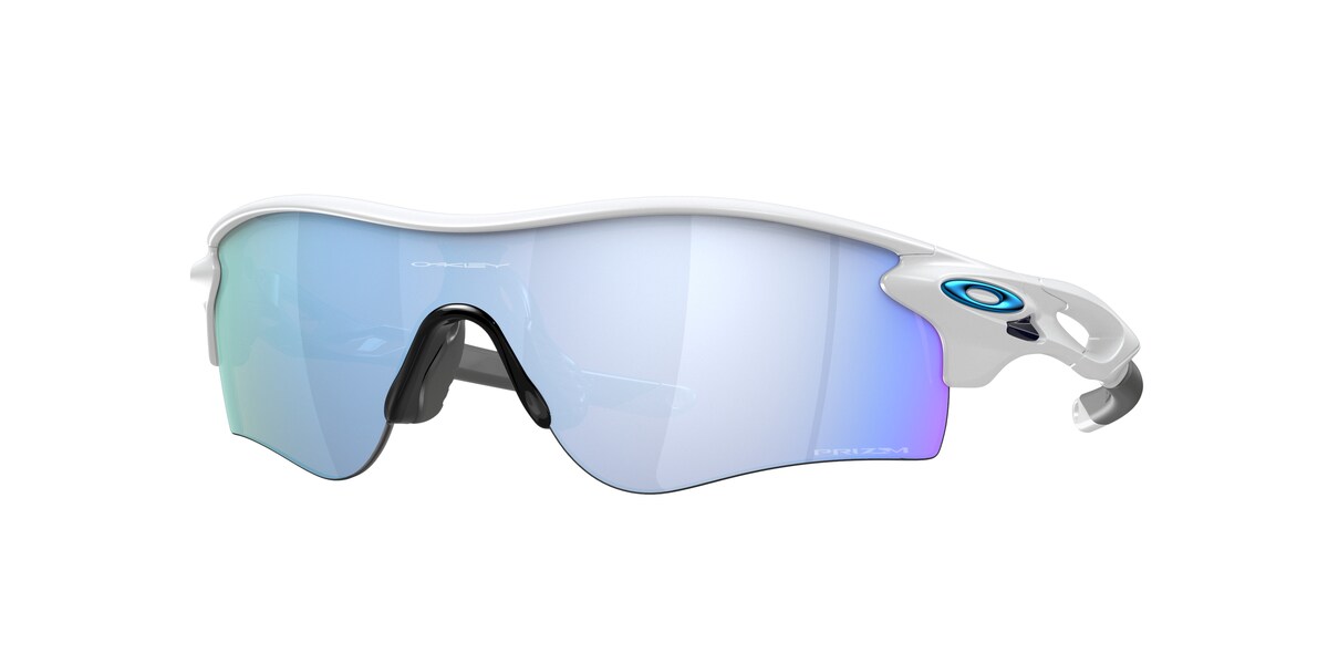 แว่นกันแดด OAKLEY OO9206 สี Matte White / Prizm Deep Water Polarized (920692) ที่ร้านแว่น GIFTGREATS