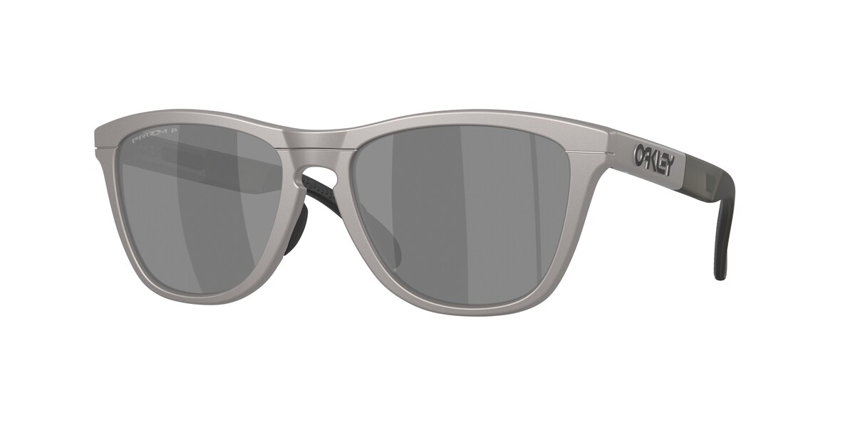 แว่นกันแดด OAKLEY OO9284A สี Titanium / Prizm Black Polarized (928415) ที่ร้านแว่น GIFTGREATS