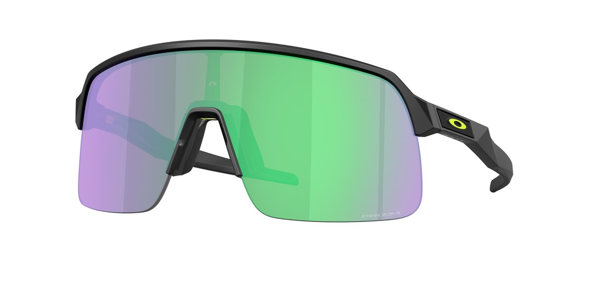 แว่นกันแดด OAKLEY OO9463 สี Matte Black / Prizm Road Jade (946379) ที่ร้านแว่น GIFTGREATS