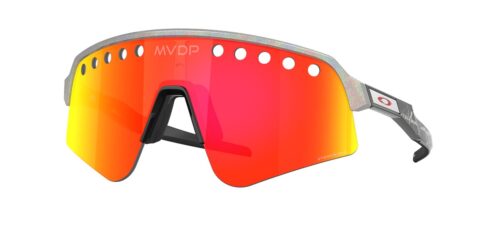 แว่นกันแดด OAKLEY OO9465 สี Space Dust / Prizm Ruby (946540) ที่ร้านแว่น GIFTGREATS