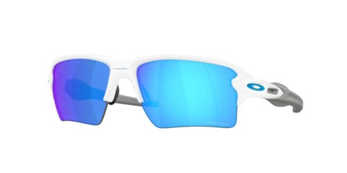 แว่นกันแดด OAKLEY OO9488 สี Polished White / Prizm Sapphire (948802) ที่ร้านแว่น GIFTGREATS