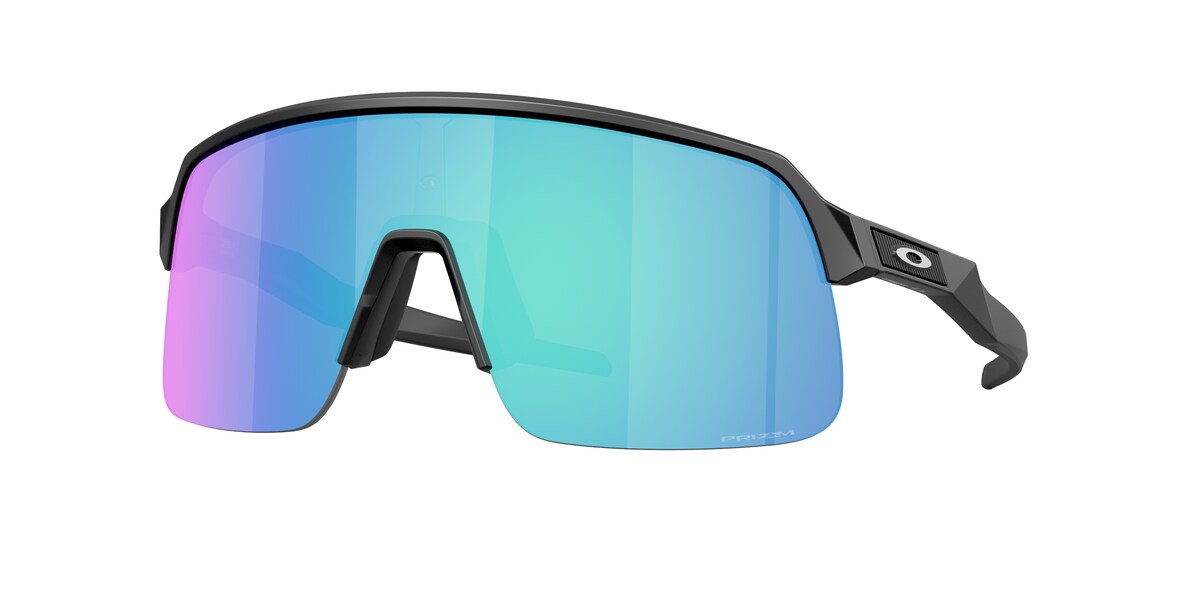 แว่นกันแดด OAKLEY OO9496 สี Matte Black / Prizm Sapphire (949605) ที่ร้านแว่น GIFTGREATS
