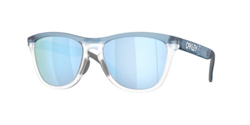 แว่นกันแดด OAKLEY OO9503A สี Matte Transparent Stonewash / Prizm Deep Water Polarized (950304) ที่ร้านแว่น GIFTGREATS
