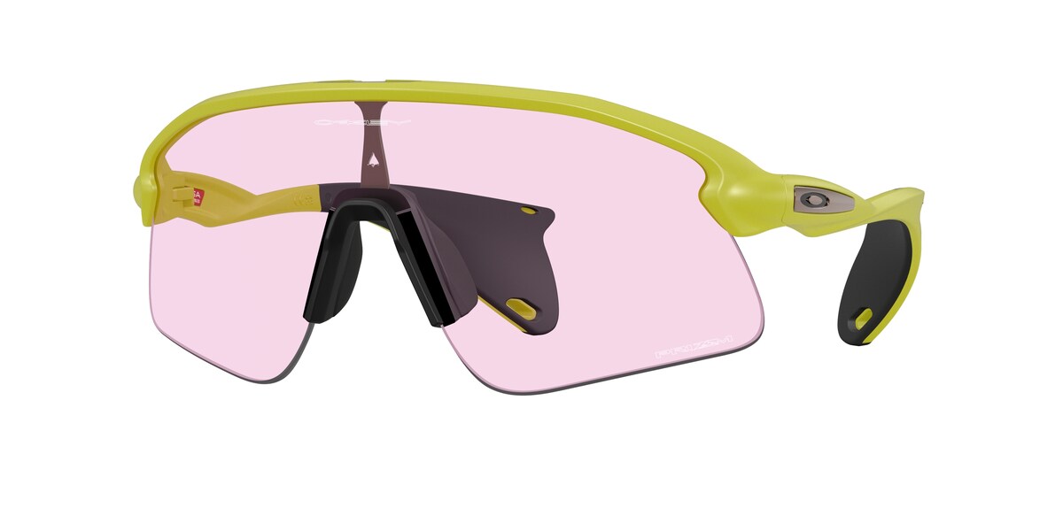 แว่นกันแดด OAKLEY OO9517 สี Cactus / Prizm Low Light (951715) ที่ร้านแว่น GIFTGREATS