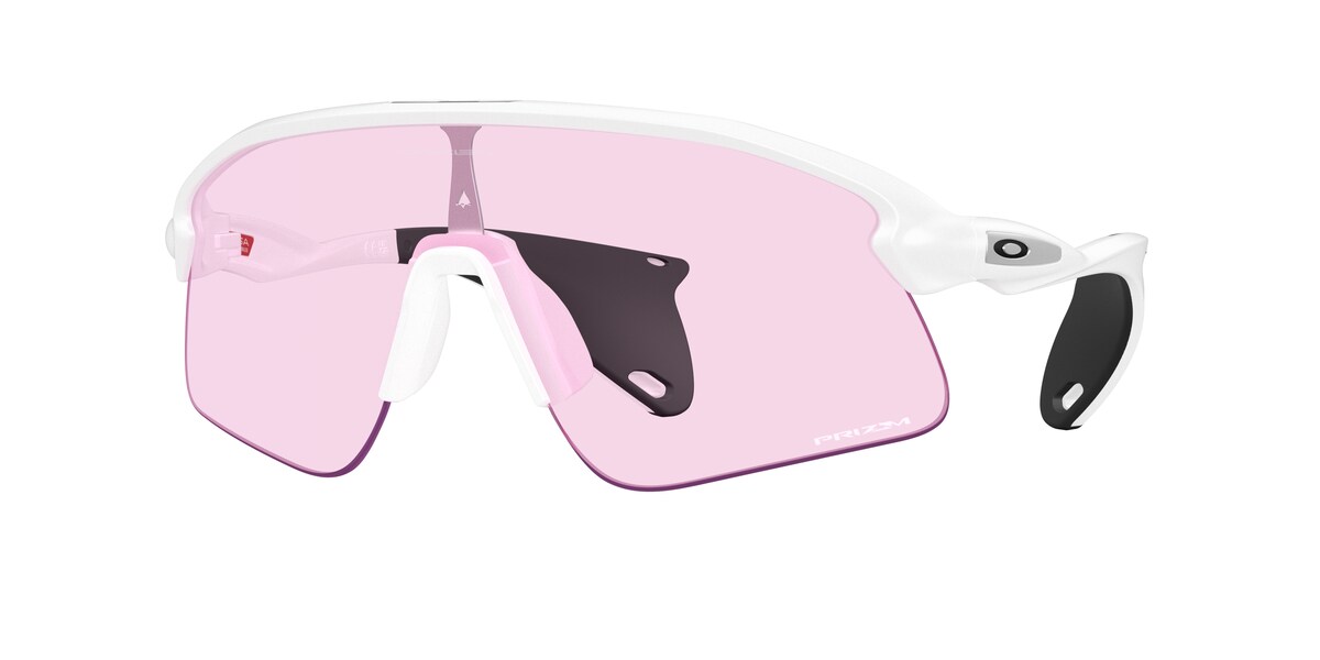 แว่นกันแดด OAKLEY OO9517 สี Matte White / Prizm Low Light (951707) ที่ร้านแว่น GIFTGREATS