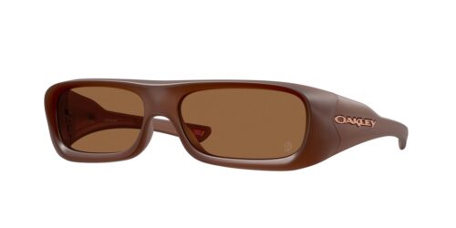 แว่นกันแดด OAKLEY OO9520 สี Matte Transparent Mahogany / Prizm Bronze Gradient (952010) ที่ร้านแว่น GIFTGREATS