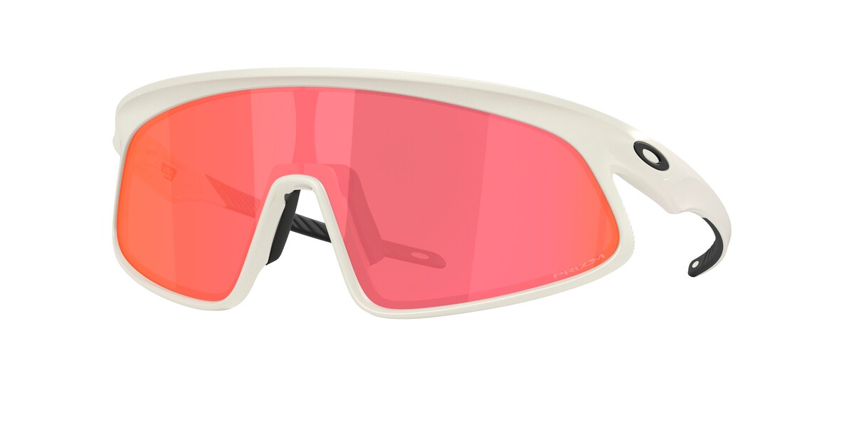 แว่นกันแดด OAKLEY OO9524D สี Muted Metallic Paloma / Prizm Trail Torch (952405) ที่ร้านแว่น GIFTGREATS