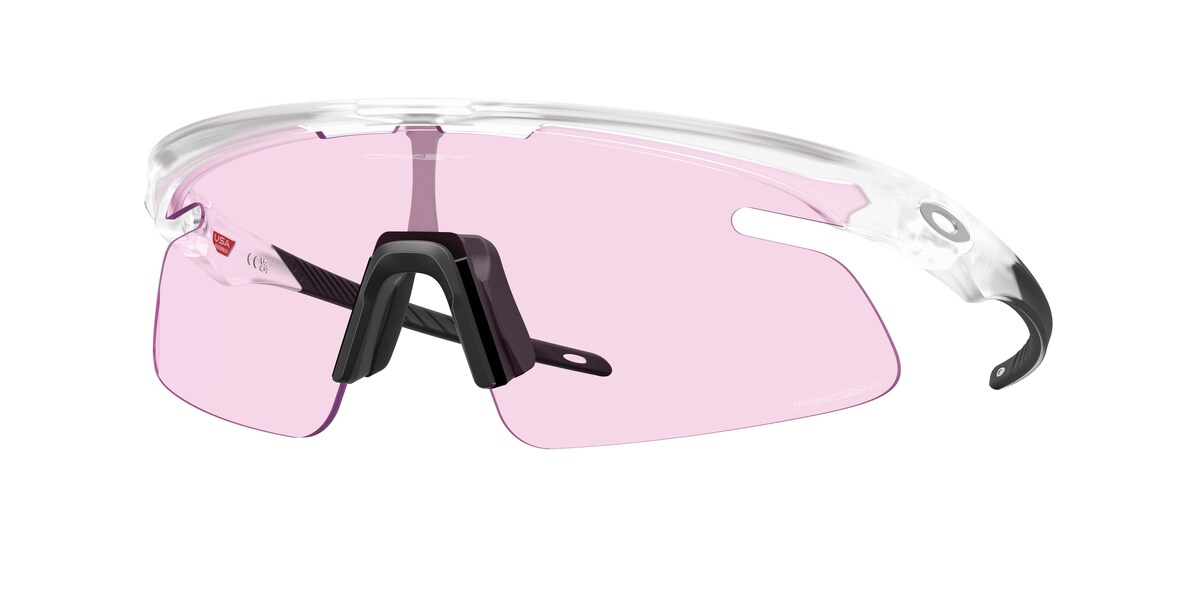 แว่นกันแดด OAKLEY OO9527D สี Matte Clear / Prizm Low Light (952708) ที่ร้านแว่น GIFTGREATS