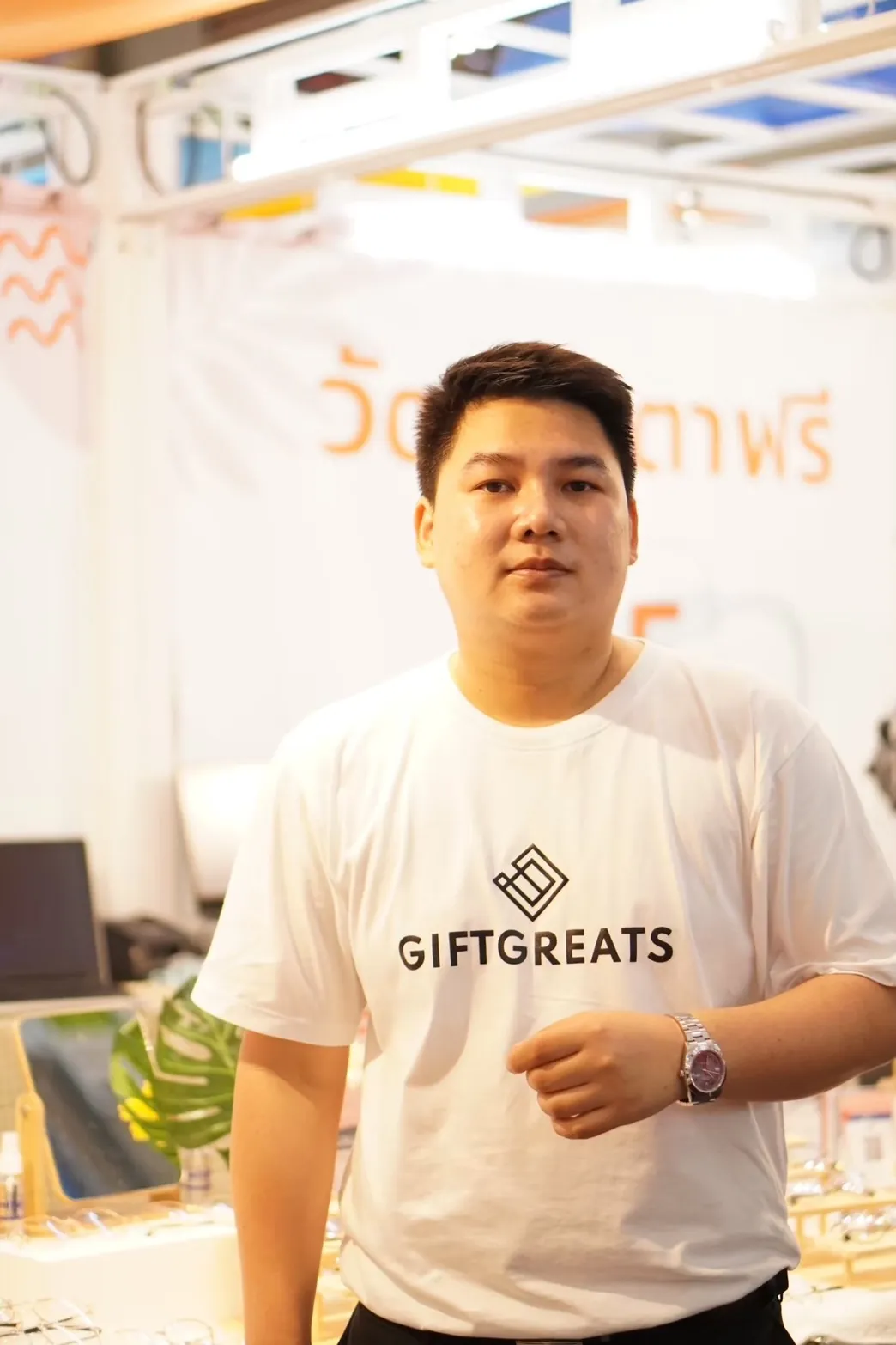 ทีมงาน GIFTGREATS ที่บูธเซ็นทรัลเวิลด์